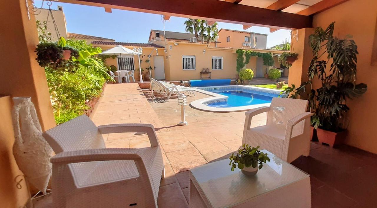 Chalet Vacacional Con Piscina Privada Y Barbacoa Tarragona Exterior foto
