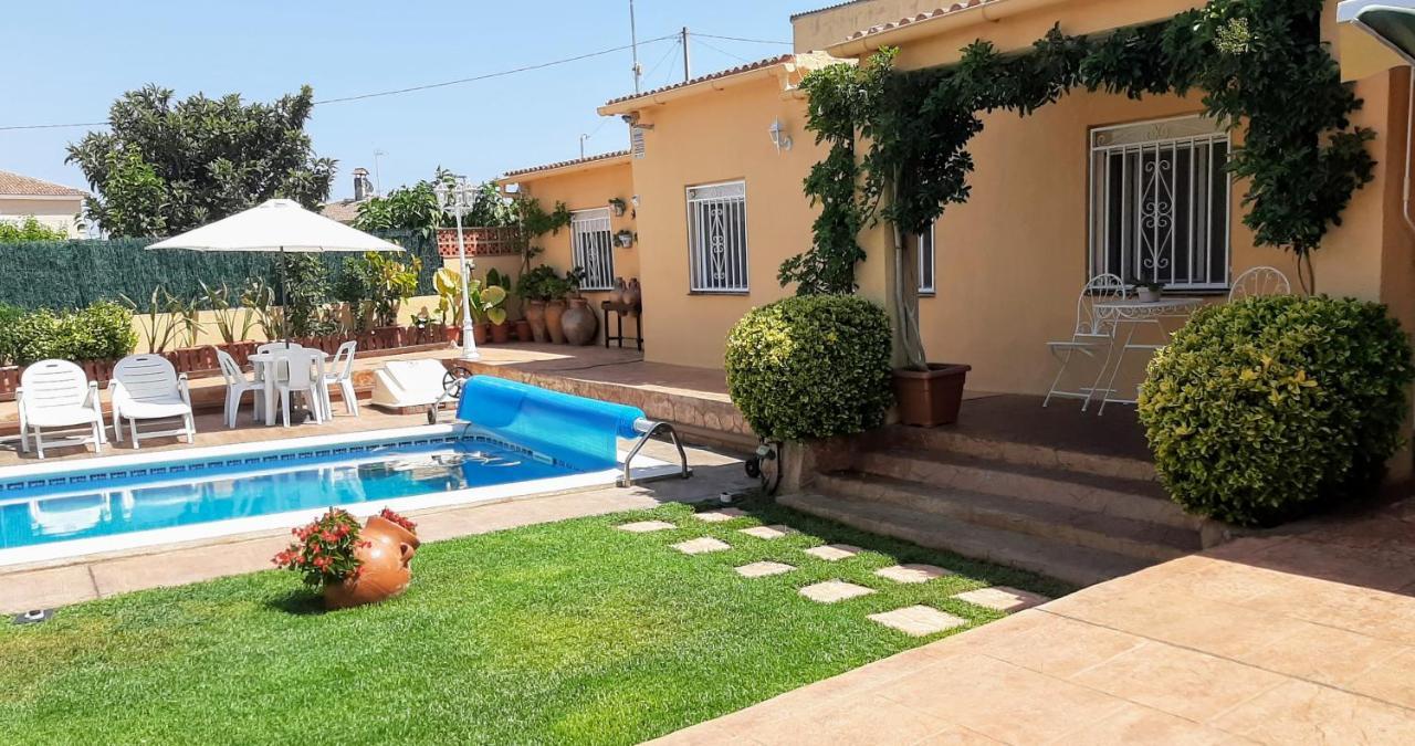 Chalet Vacacional Con Piscina Privada Y Barbacoa Tarragona Exterior foto