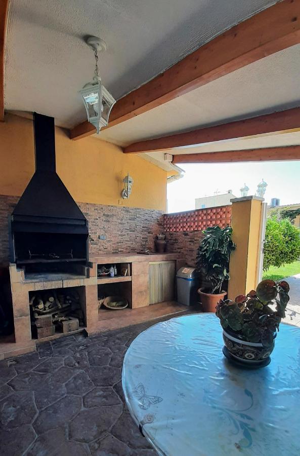 Chalet Vacacional Con Piscina Privada Y Barbacoa Tarragona Exterior foto