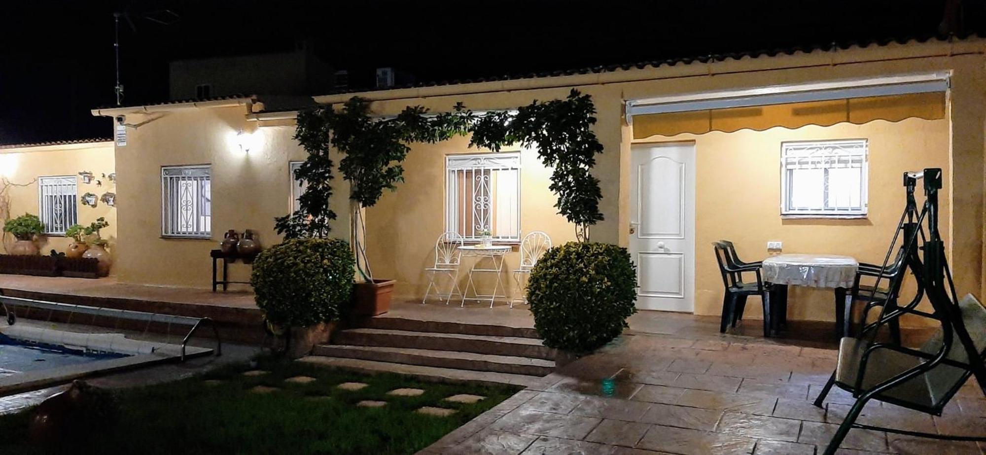 Chalet Vacacional Con Piscina Privada Y Barbacoa Tarragona Exterior foto